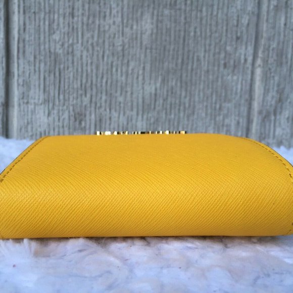 NEW Authentic Michael Kors Bifold Flap Card Holder ID Wallet Saffiano SU… - Picture 9 of 10